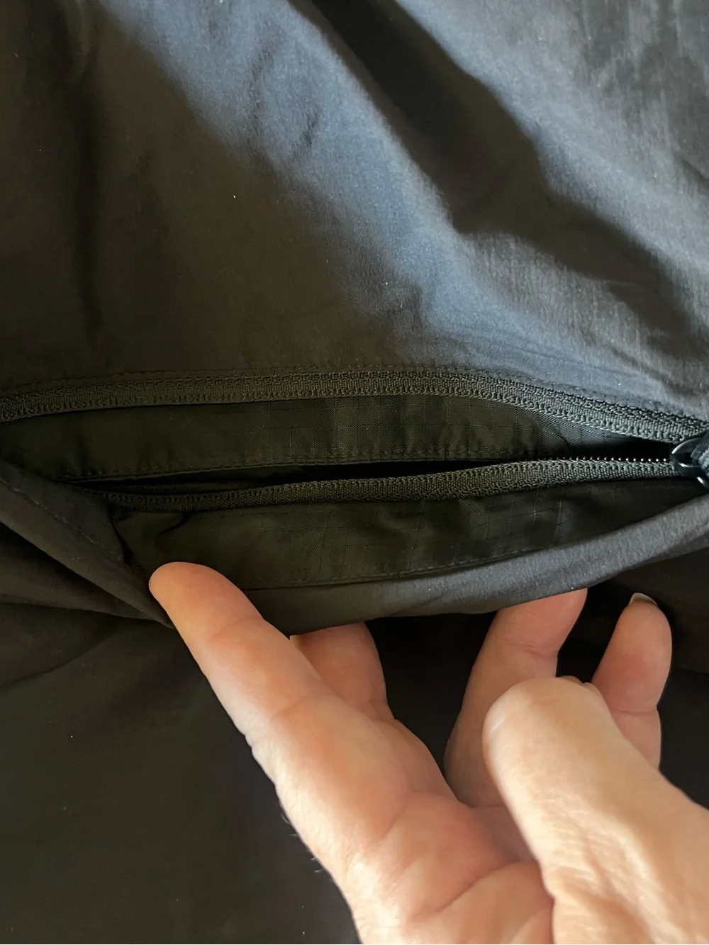 ARCTERYX Mens Atom AR Hoody Jacket Size XLarge black vgc - Picture 12 of 15